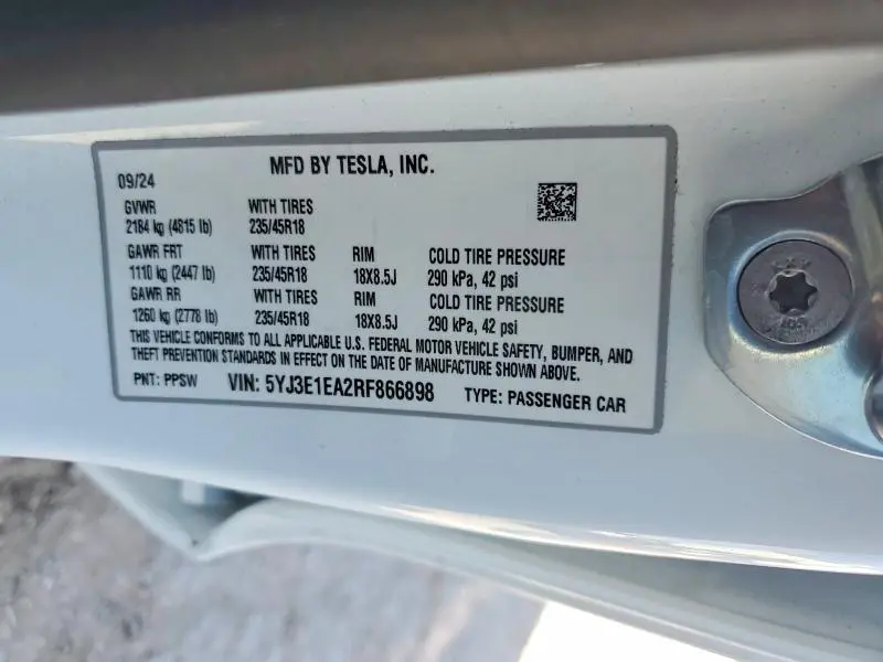 2024 TESLA MODEL 3   