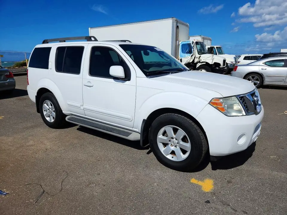 2012 NISSAN PATHFINDER S  