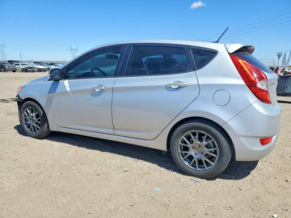 2014 HYUNDAI ACCENT SE  