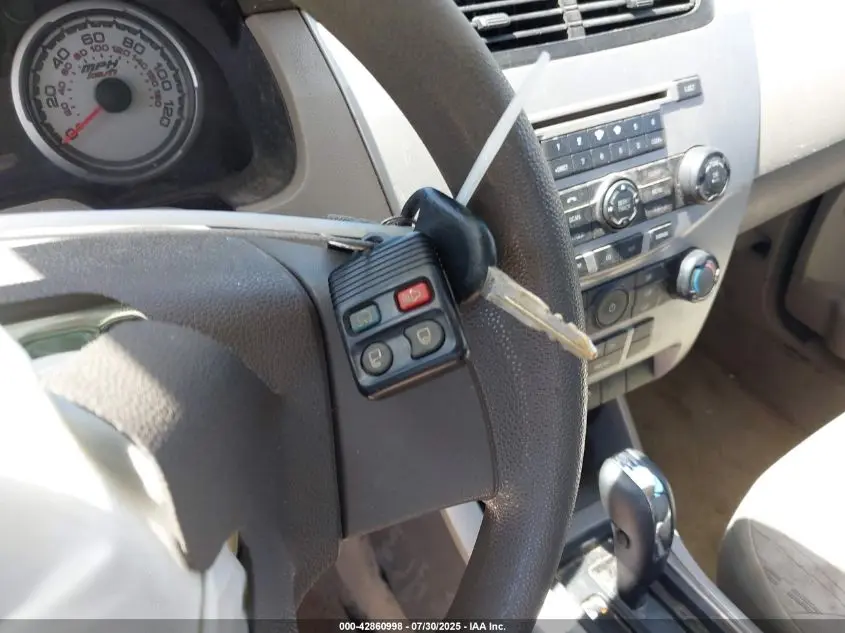 2010 FORD FOCUS SE
