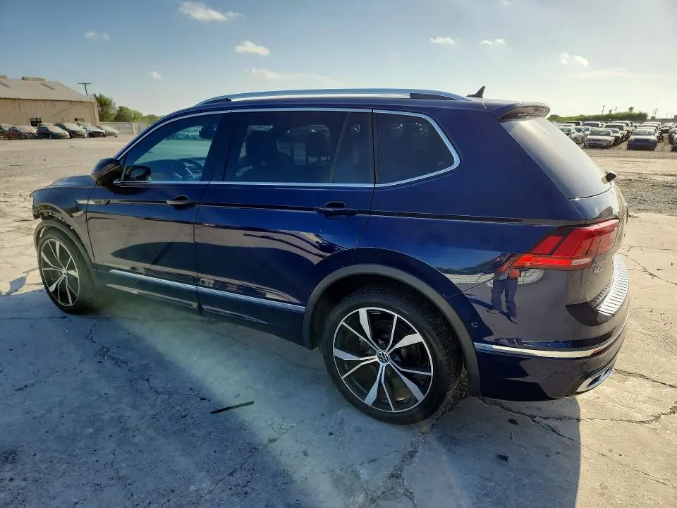 2024 VOLKSWAGEN TIGUAN SEL R-LINE BLACK  