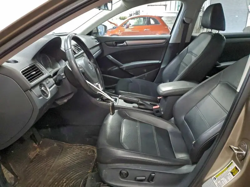 2015 VOLKSWAGEN PASSAT S  