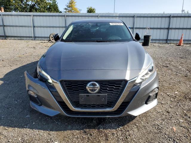 2019 NISSAN ALTIMA SR