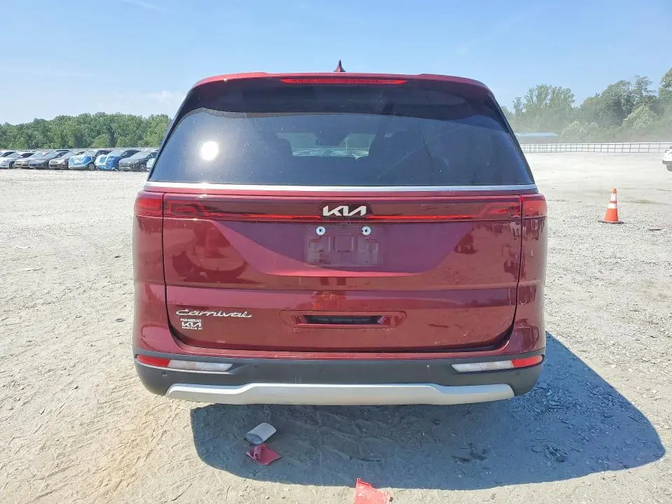 2022 KIA CARNIVAL LX  