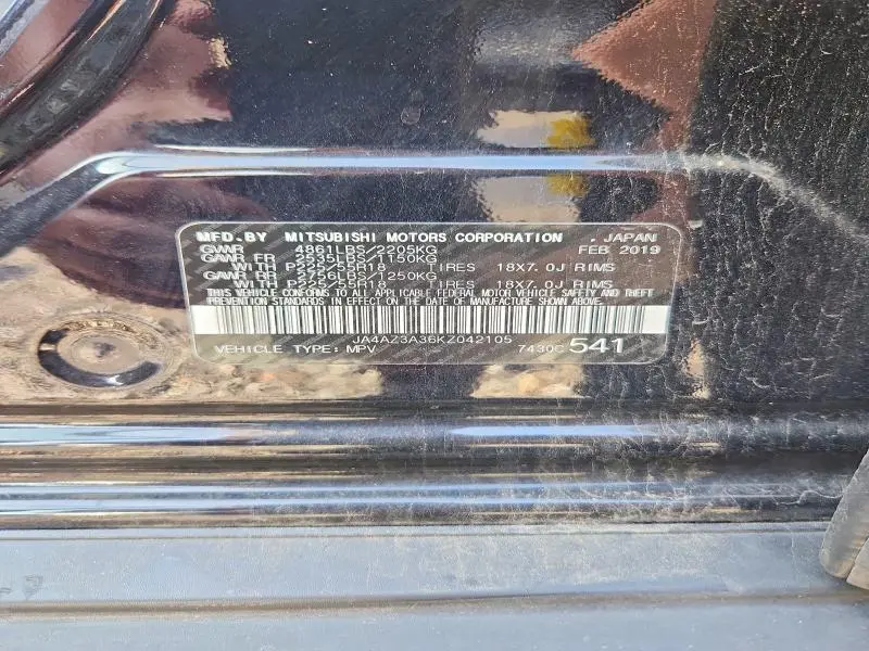 2019 MITSUBISHI OUTLANDER SE  