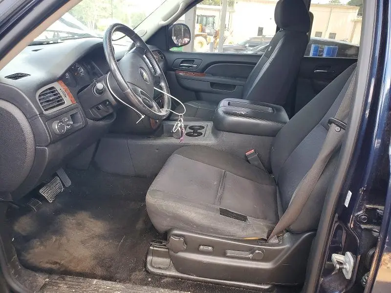 2010 CHEVROLET AVALANCHE LS  