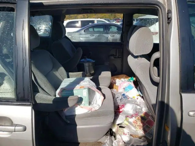 2010 TOYOTA SIENNA CE 7-PASSENGER  