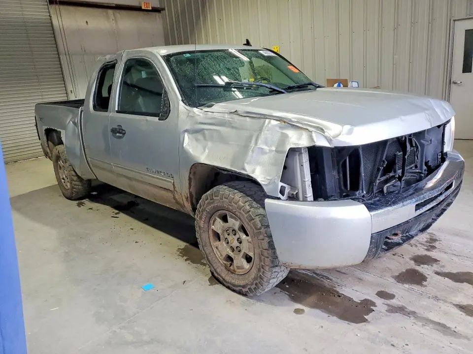 2010 CHEVROLET SILVERADO K1500 LT  