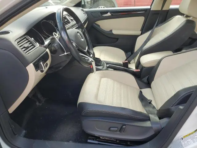 2017 VOLKSWAGEN JETTA SEL  