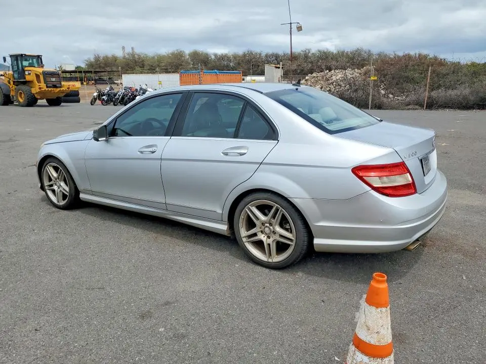 2011 MERCEDES-BENZ C 300  