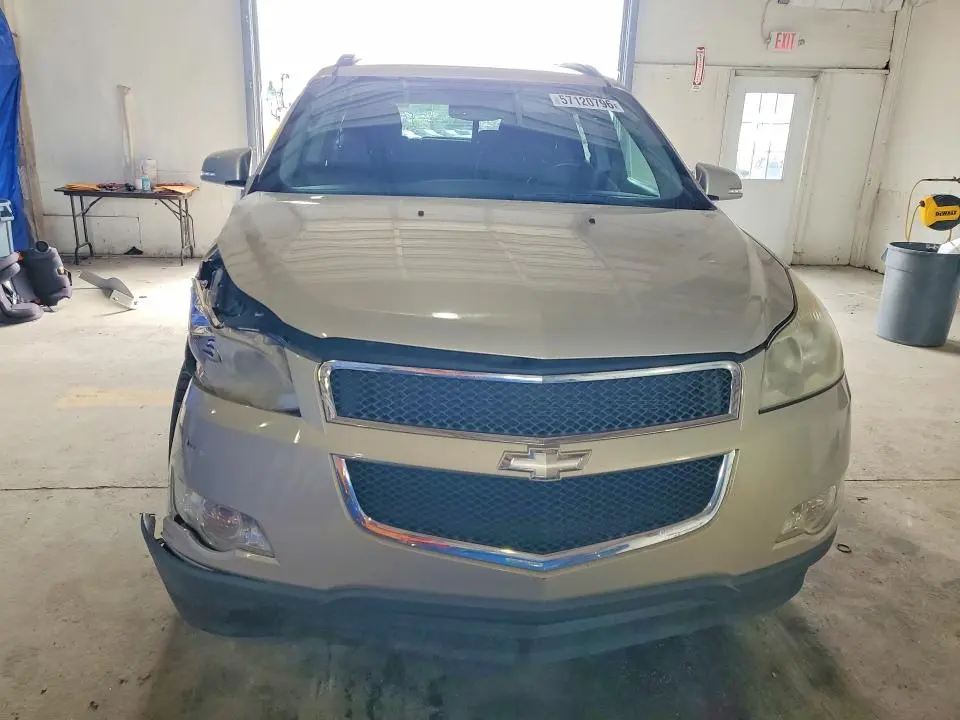 2011 CHEVROLET TRAVERSE LT  