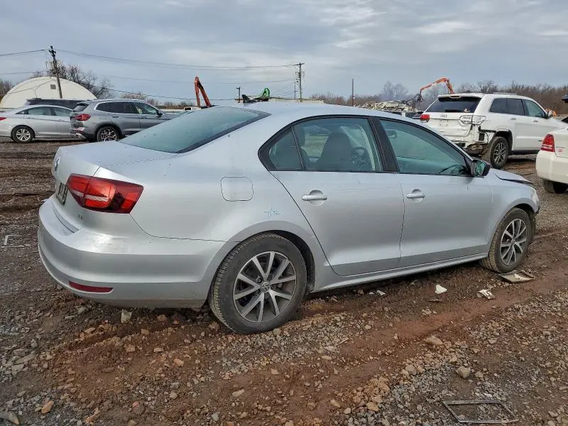 2016 VOLKSWAGEN JETTA SE  
