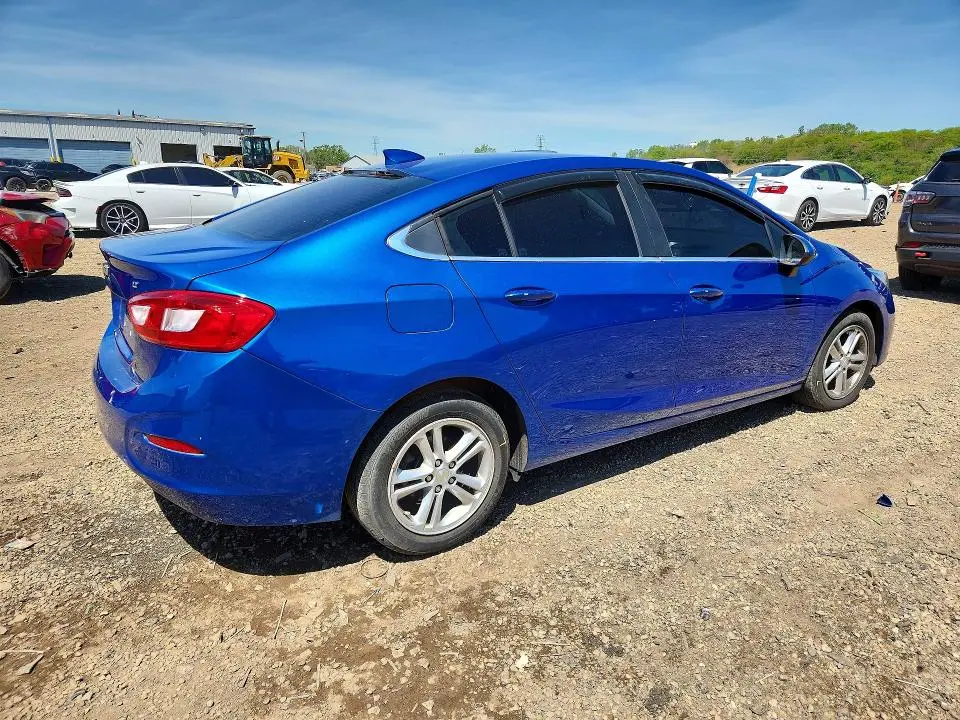 2016 CHEVROLET CRUZE LT  