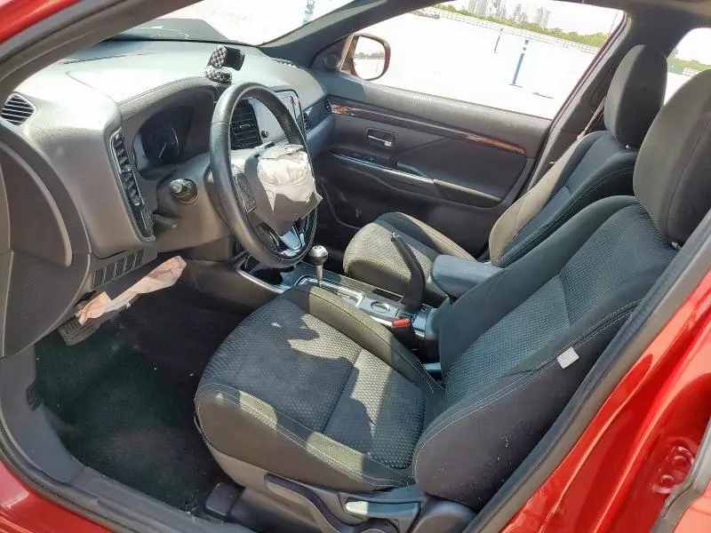2018 MITSUBISHI OUTLANDER SE  