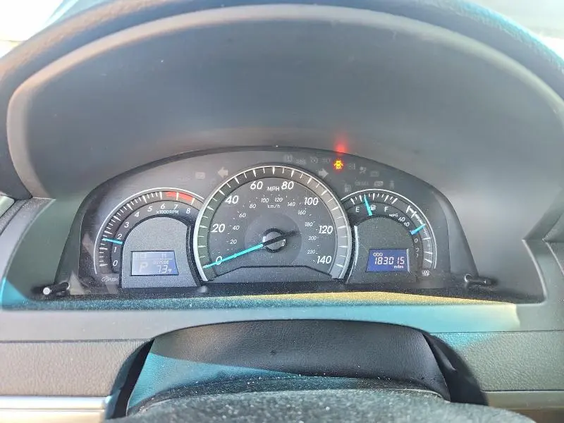 2014 TOYOTA CAMRY LE  