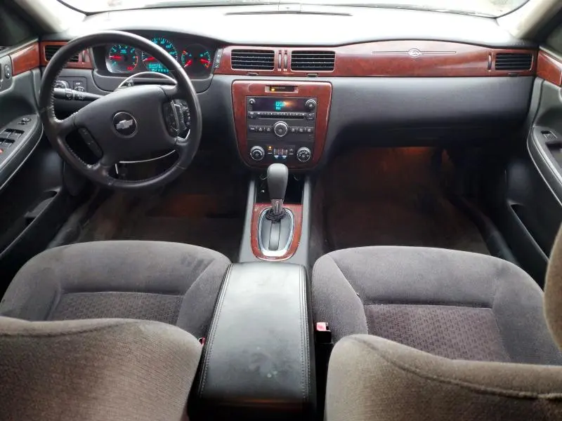 2010 CHEVROLET IMPALA LT  