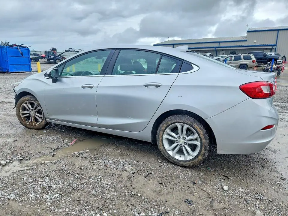 2019 CHEVROLET CRUZE LT  