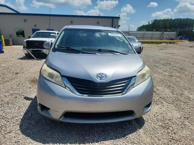 2011 TOYOTA SIENNA LE  