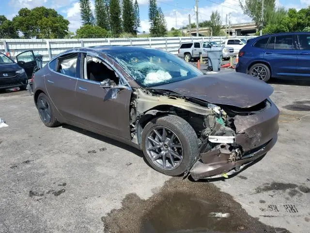 2018 TESLA MODEL 3