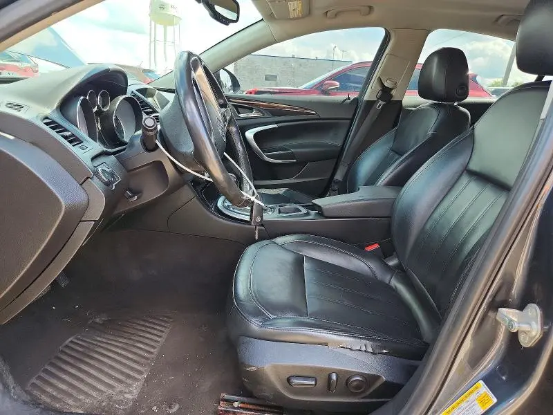 2011 BUICK REGAL CXL  