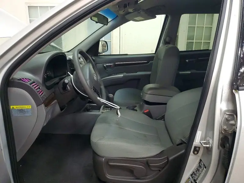 2011 HYUNDAI SANTA FE GLS  
