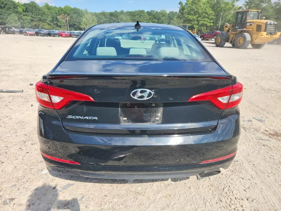 2016 HYUNDAI SONATA SE  
