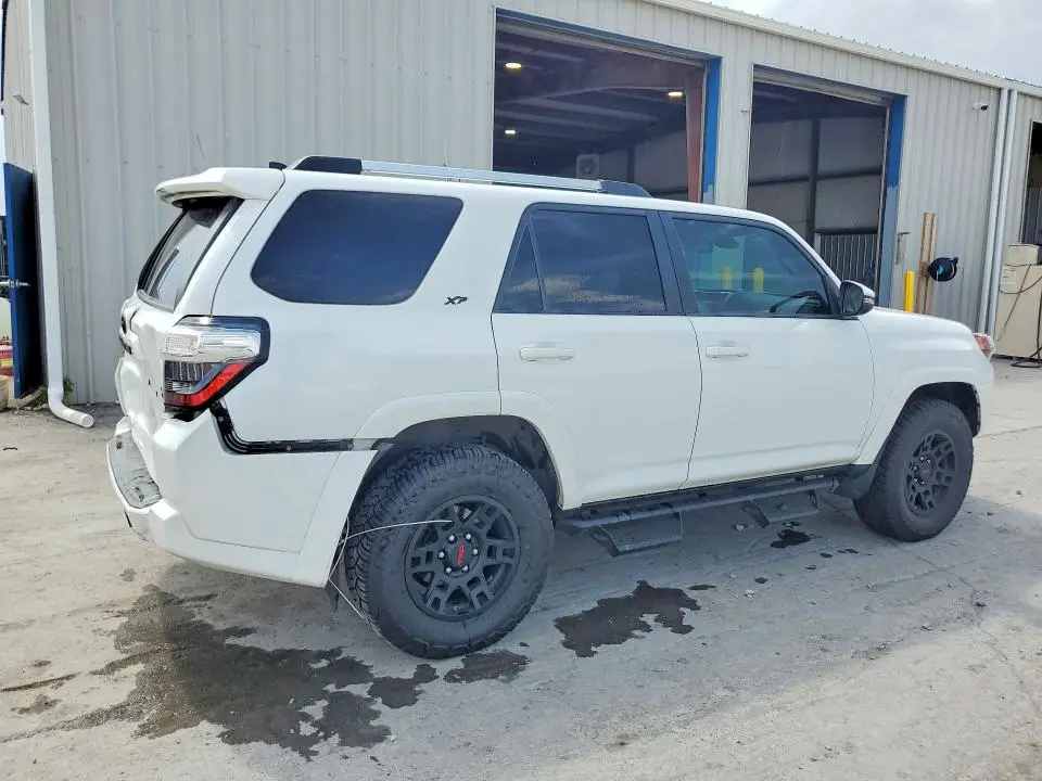 2024 TOYOTA 4RUNNER SR5 PREMIUM  