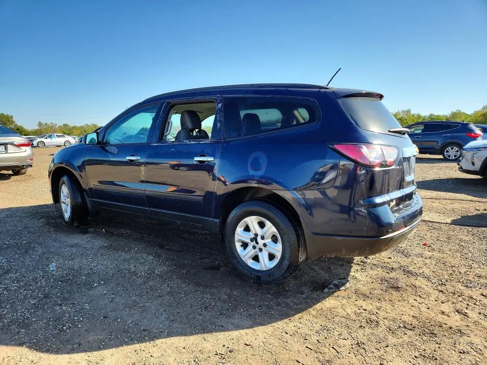 2015 CHEVROLET TRAVERSE LS  