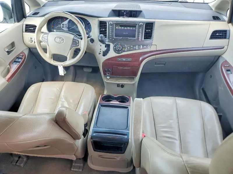 2011 TOYOTA SIENNA XLE 8-PASSENGER  