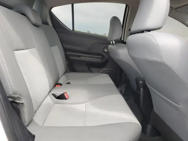 2017 TOYOTA PRIUS C   