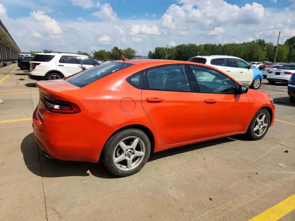 2015 DODGE DART SXT  