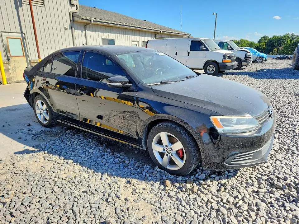 2011 VOLKSWAGEN JETTA TDI  