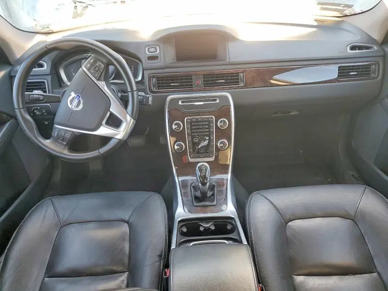 2016 VOLVO XC70 T5 PREMIER  