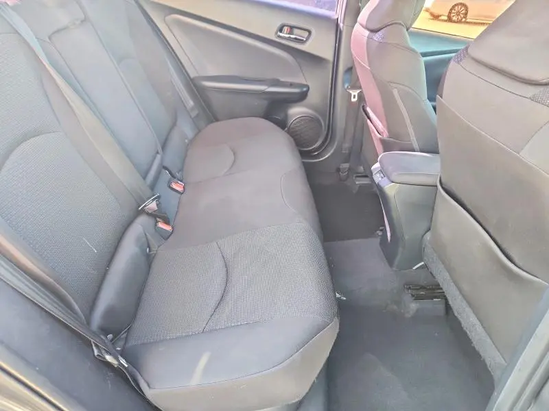 2019 TOYOTA PRIUS LE  