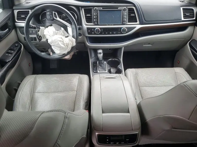 2016 TOYOTA HIGHLANDER LIMITED  