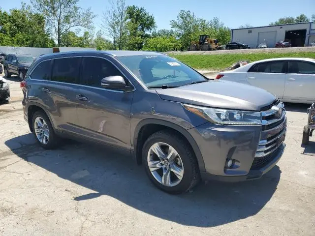 2017 TOYOTA HIGHLANDER LIMITED  