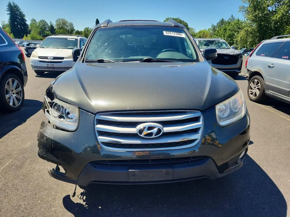 2012 HYUNDAI SANTA FE SE  