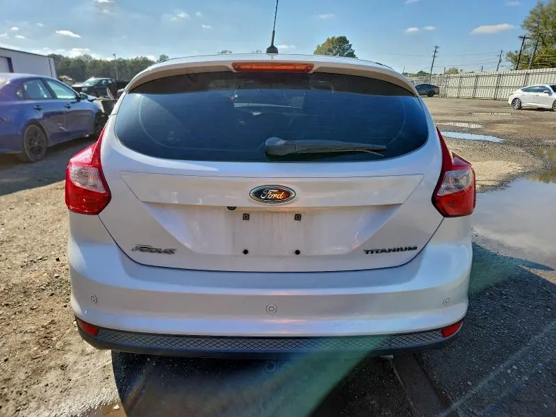 2014 FORD FOCUS TITANIUM  