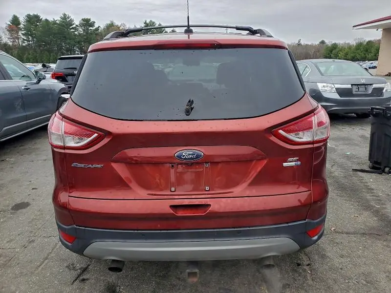 2016 FORD ESCAPE SE  