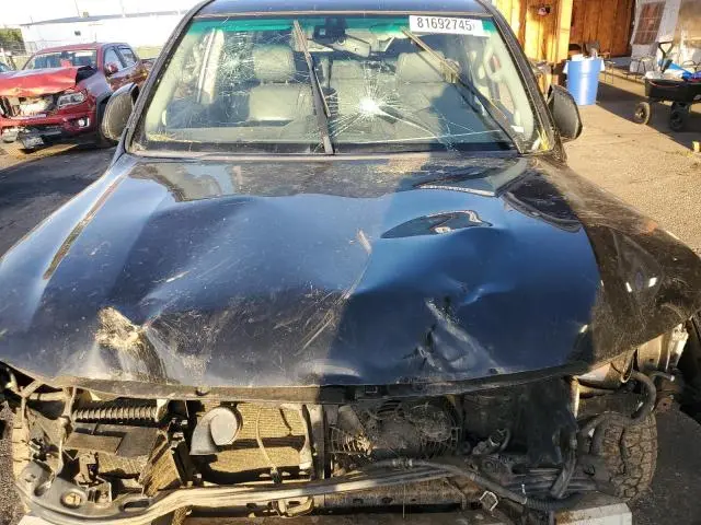 2011 TOYOTA LAND CRUISER   