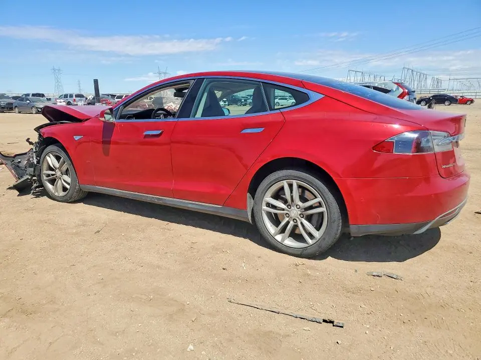 2015 TESLA MODEL S 85  