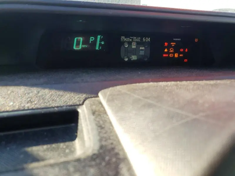 2013 TOYOTA PRIUS C TWO  