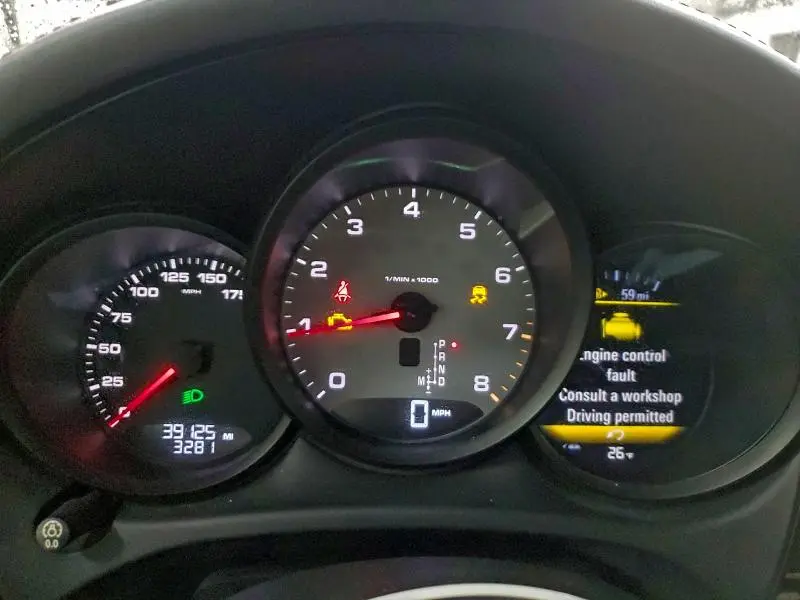 2015 PORSCHE MACAN S  