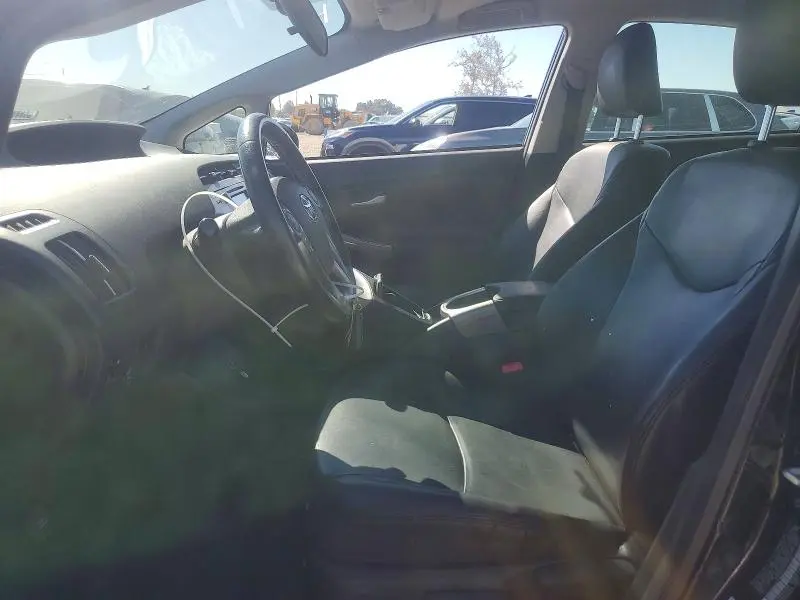2013 TOYOTA PRIUS PERSONA SERIES SE  