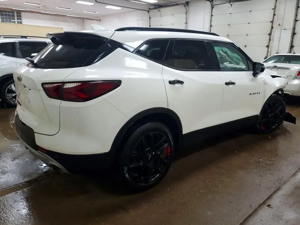 2021 CHEVROLET BLAZER 2LT  