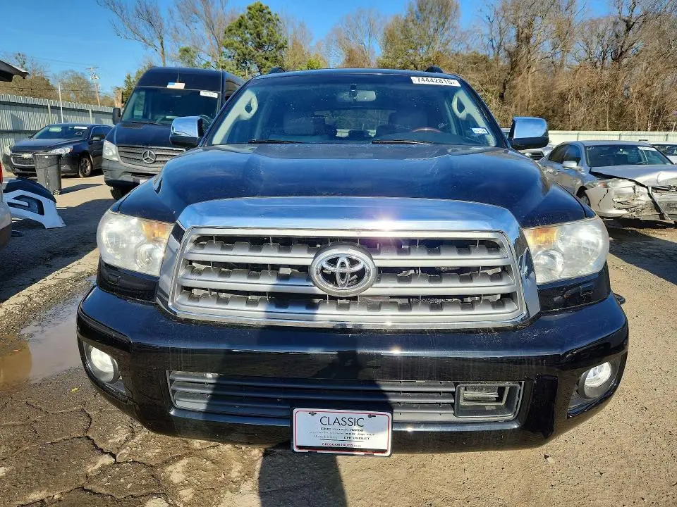 2013 TOYOTA SEQUOIA PLATINUM  