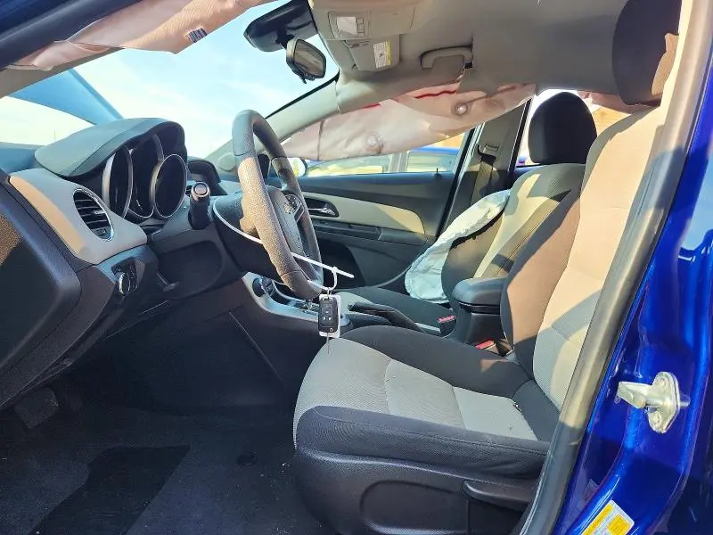 2013 CHEVROLET CRUZE LS  