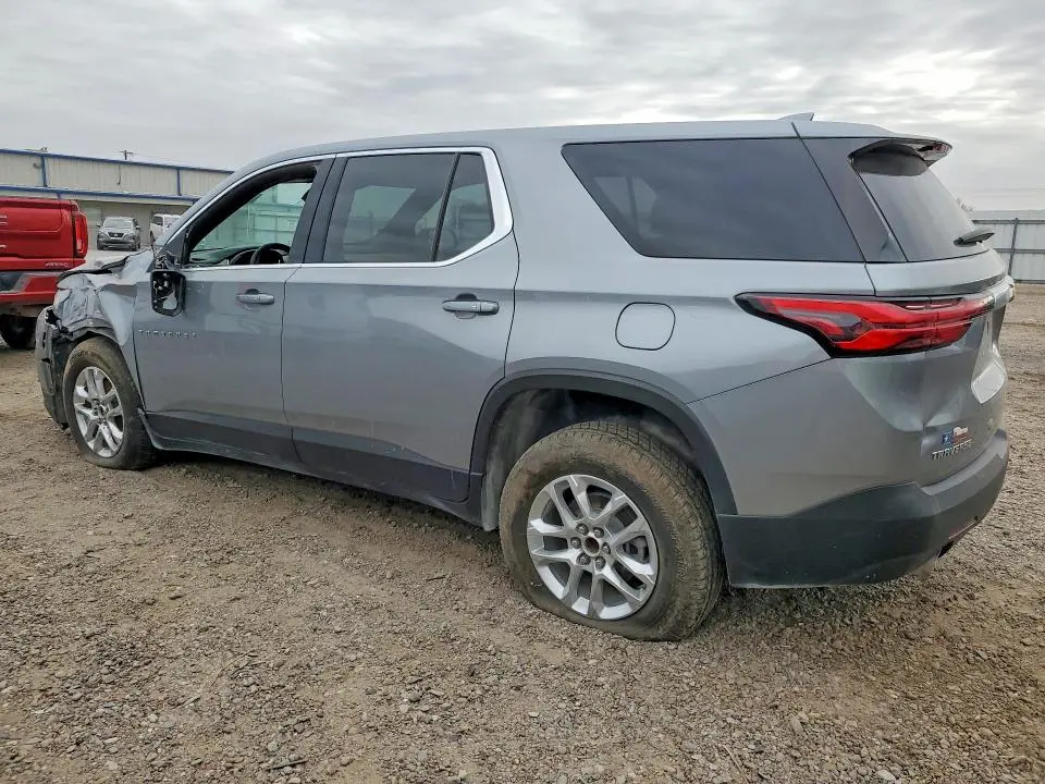 2023 CHEVROLET TRAVERSE LS  