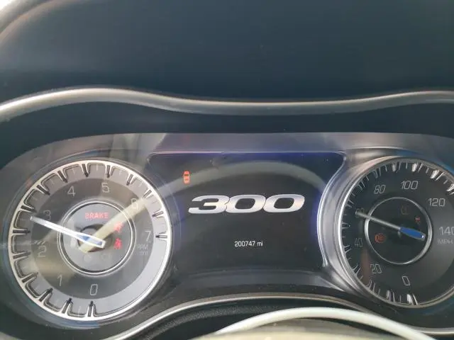 2016 CHRYSLER 300 LIMITED  