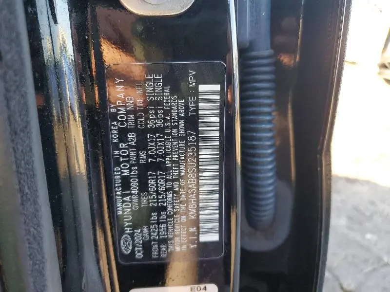 2025 HYUNDAI KONA SE  